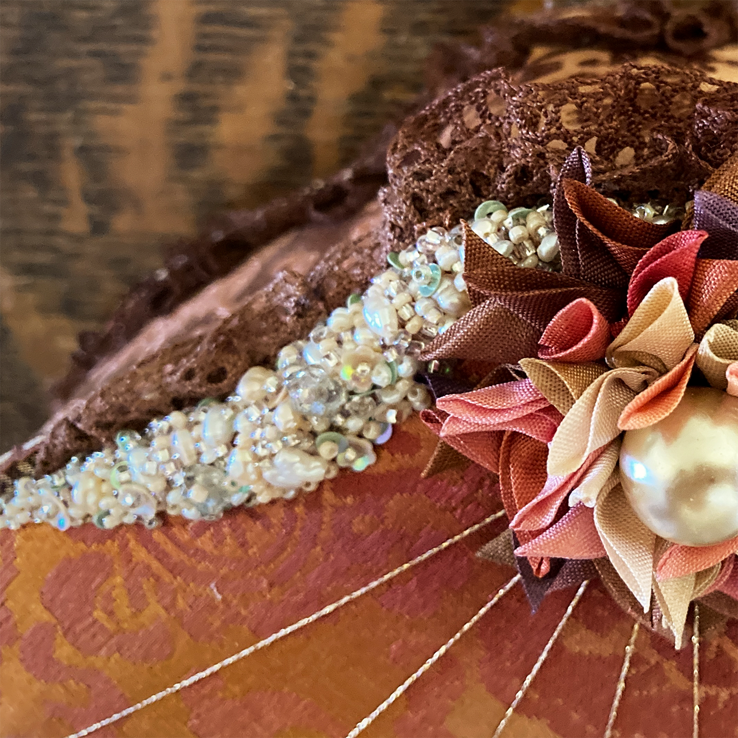 Cinnamon Scalloped Seashell Box