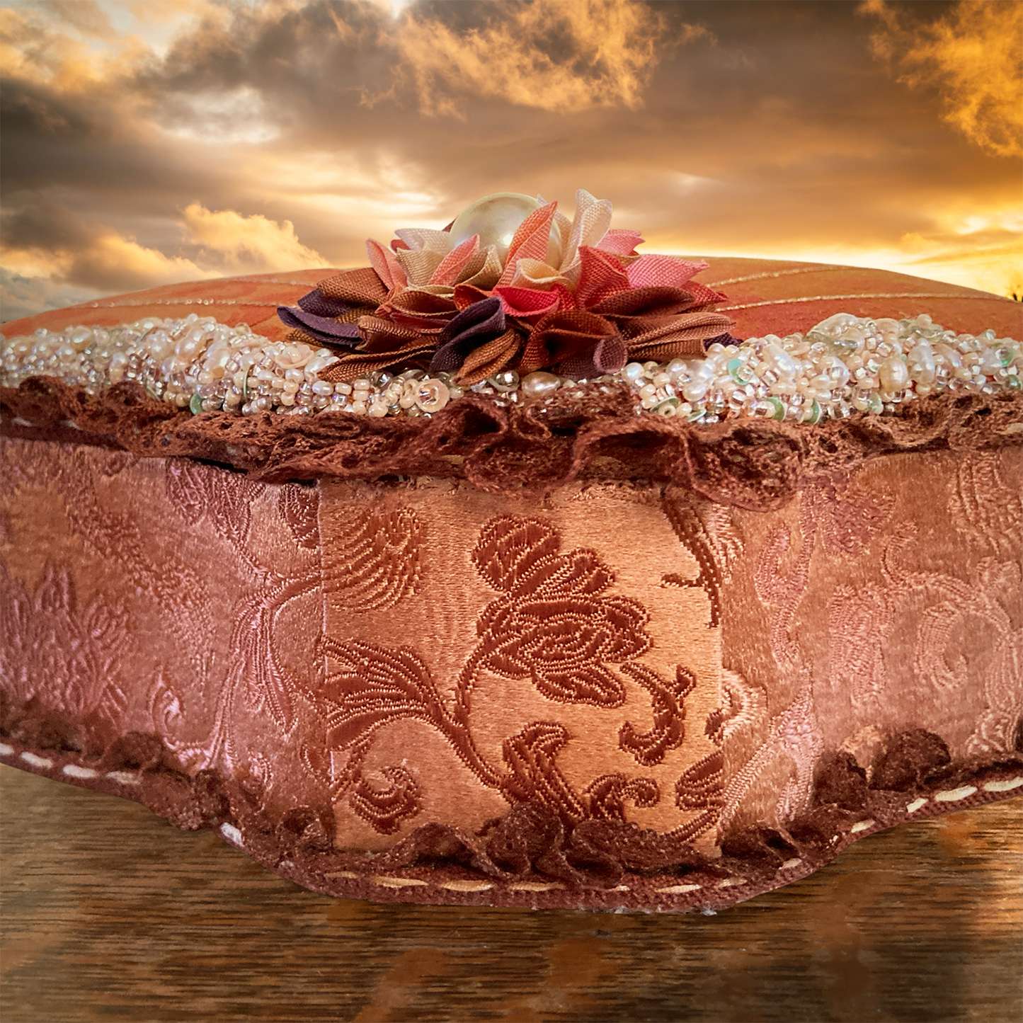 Cinnamon Scalloped Seashell Box