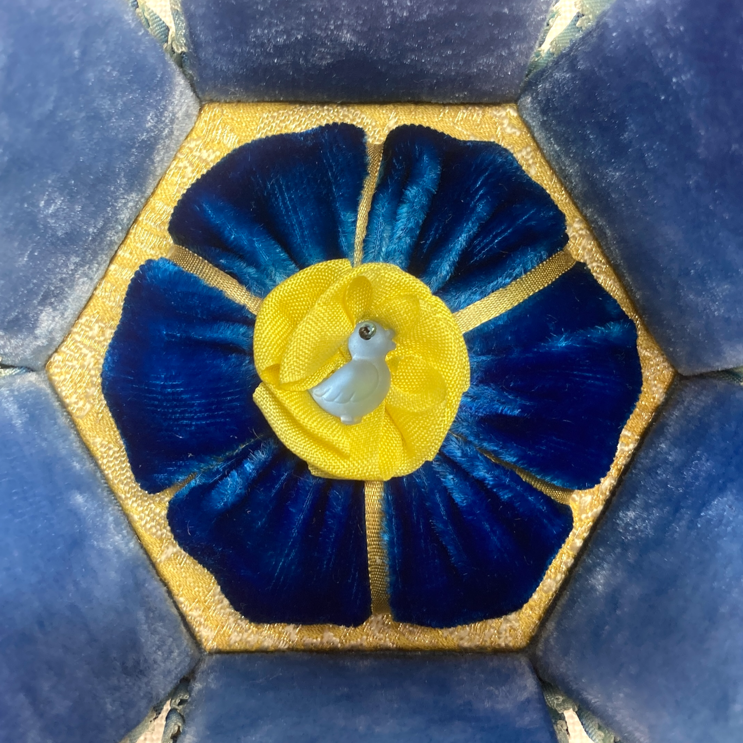 Golden Ocean Petite Hexagon Étui