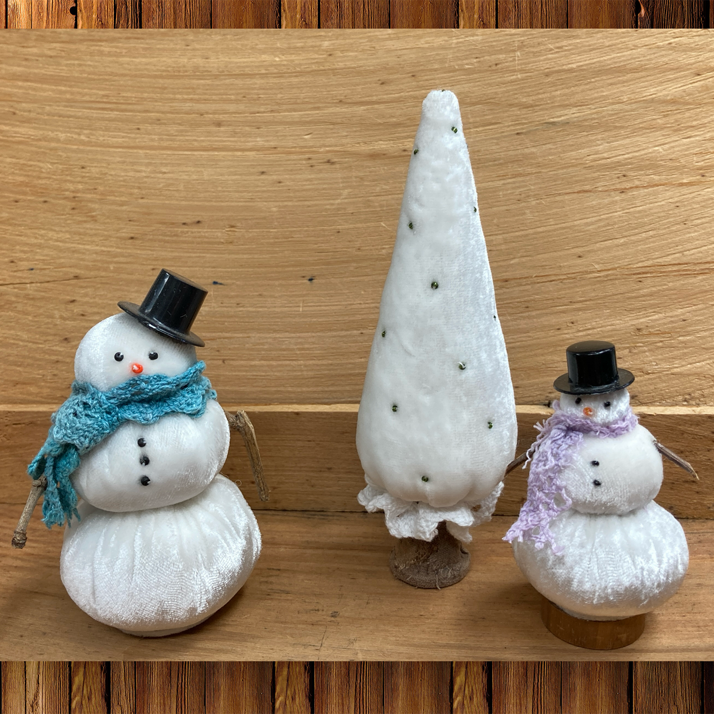 Snowbuddies & Tree