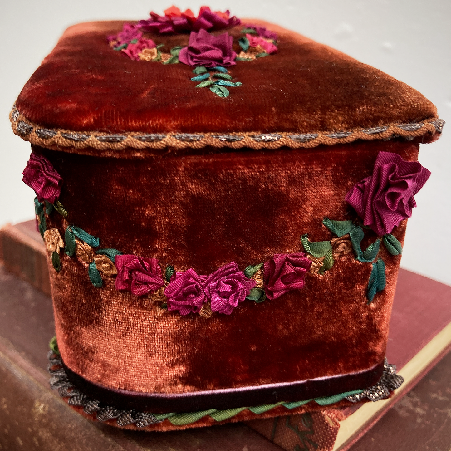 Brown Garnet Treasure Chest with Rococo Embroidery