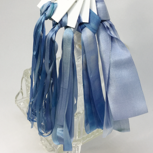 Forget-Me-Knot Ribbon